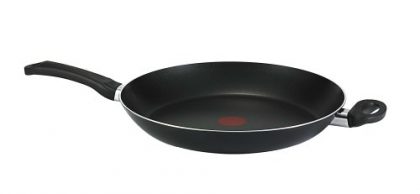 T-fal A74009 Specialty Nonstick Giant Family Fry Pan  Cookware, 13-Inch, Black