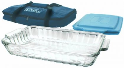 Anchor Hocking 3-Quart Sculpted Baking Dish with Lid and Carrier
