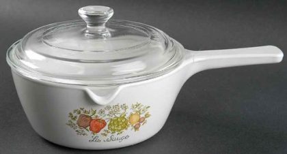 Corning Ware Spice of Life, 2 1/2 C Saucepan with Pouring Spout