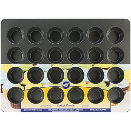 Wilton 2105-6966 24-Cup Perfect Results Mega Muffin Pan